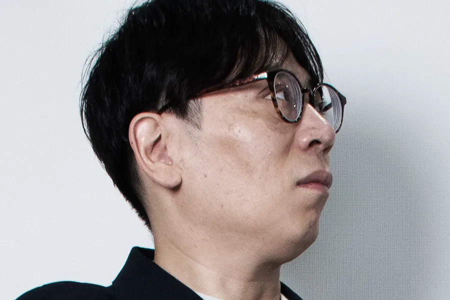 スタッフサムネイル